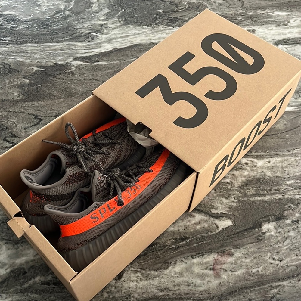 Yeezy Boost 350 V2 Beluga